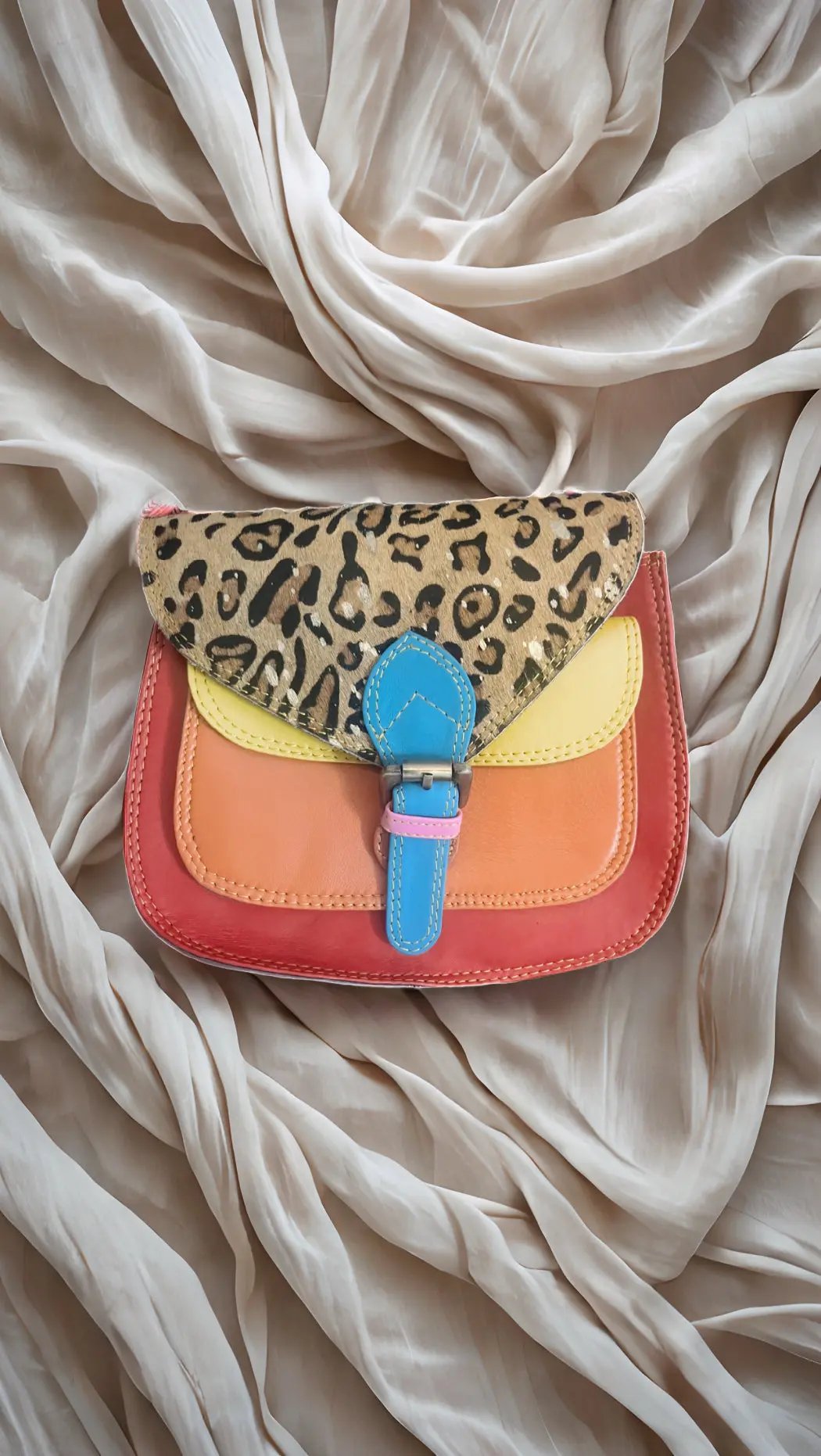 Handmade reclaimed leather cross body bag in red– Kit & Hop