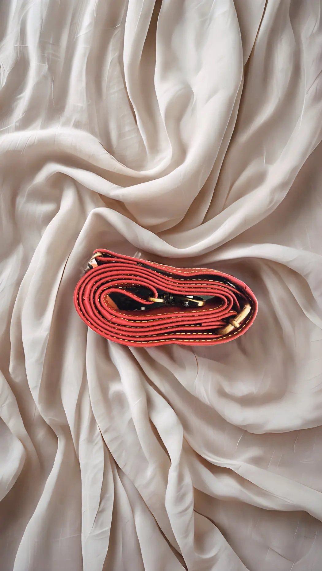 Handmade reclaimed leather cross body bag in red– Kit & Hop