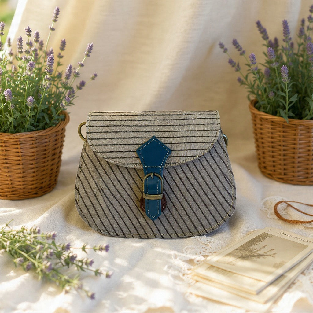 Cross body bag leather - Tula - Azure Line