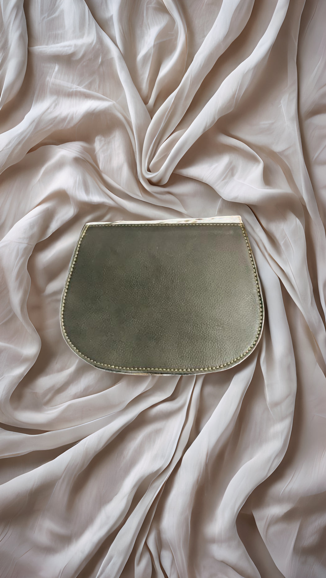 Mini handmade leather cross body bag in tan – Kit & Hop