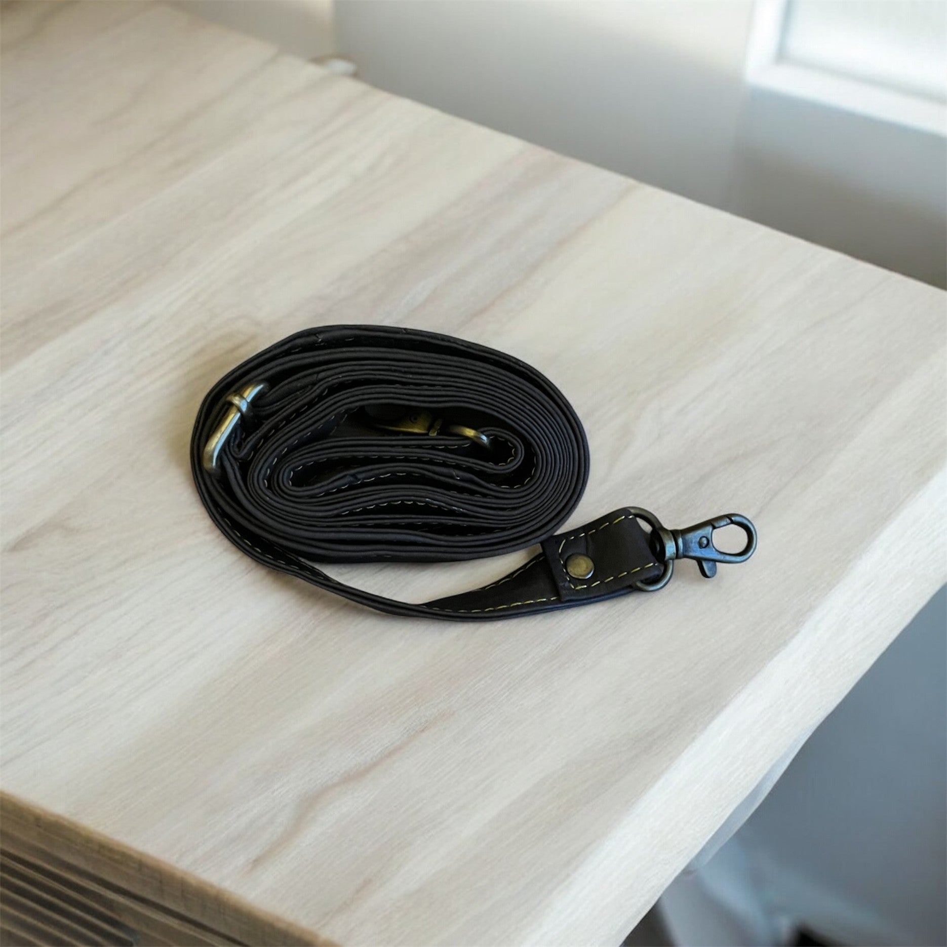 CROSS BODY BAG