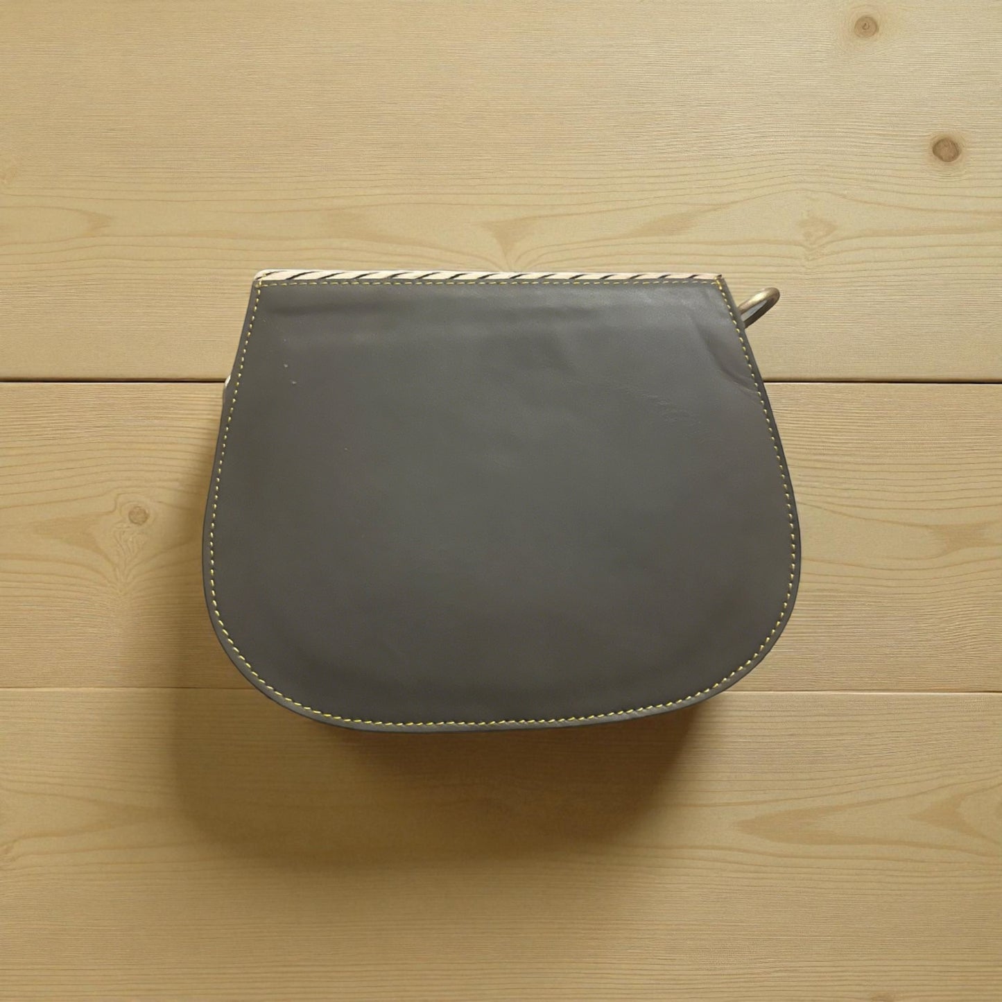 leather cross body bag
