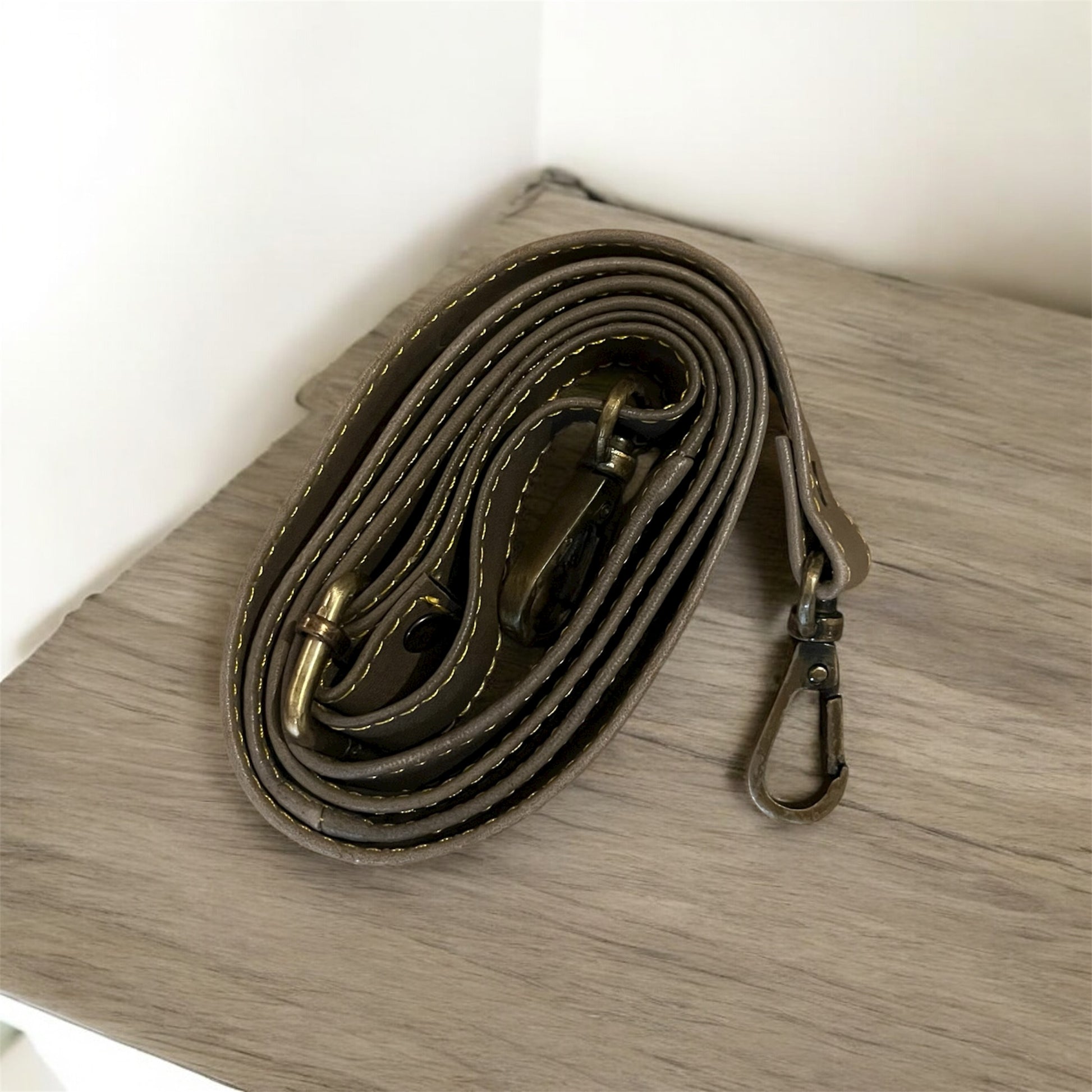 CROSS BODY BAG