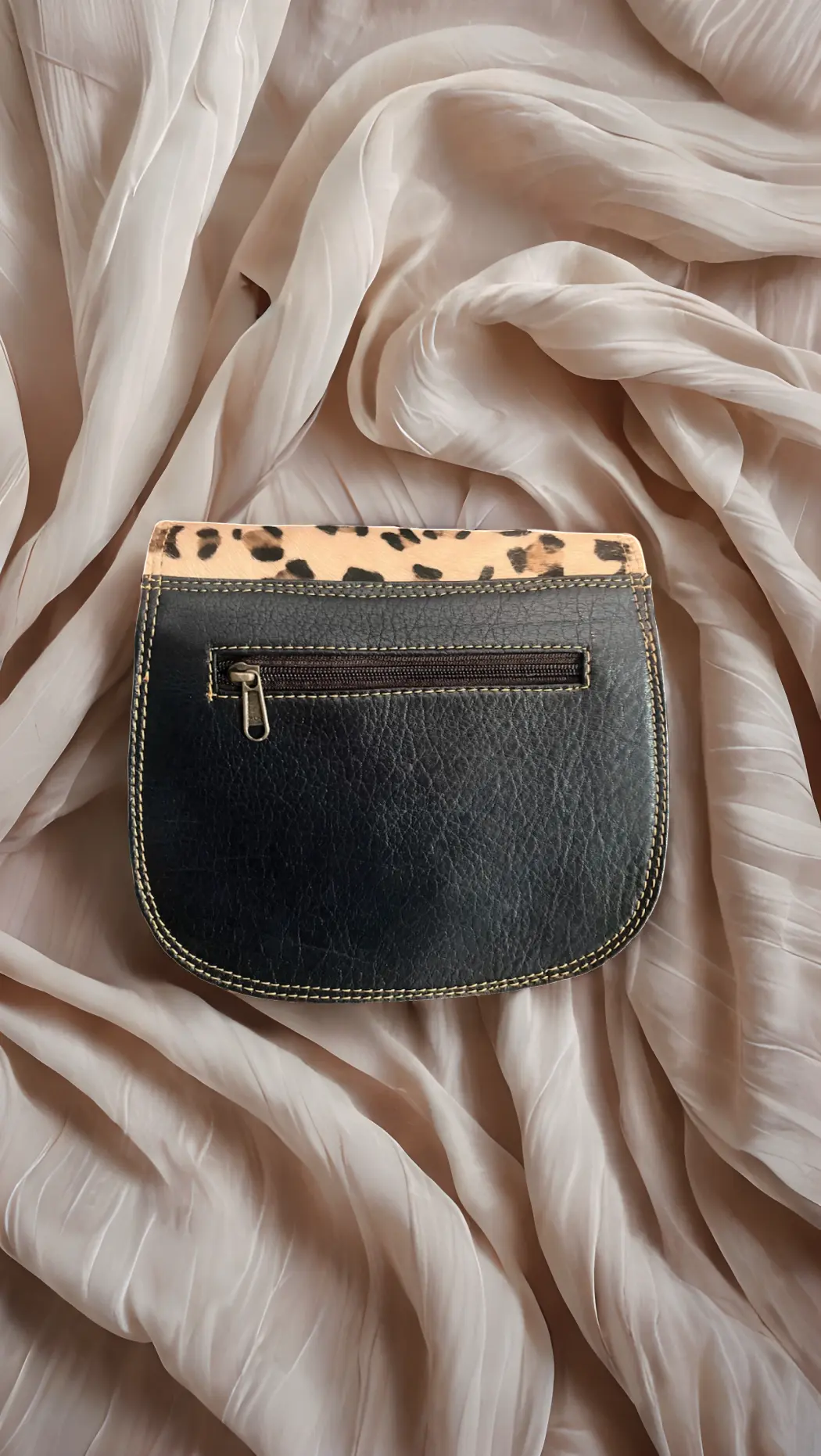 Handmade reclaimed leather cross body bag in brown – Kit & Hop