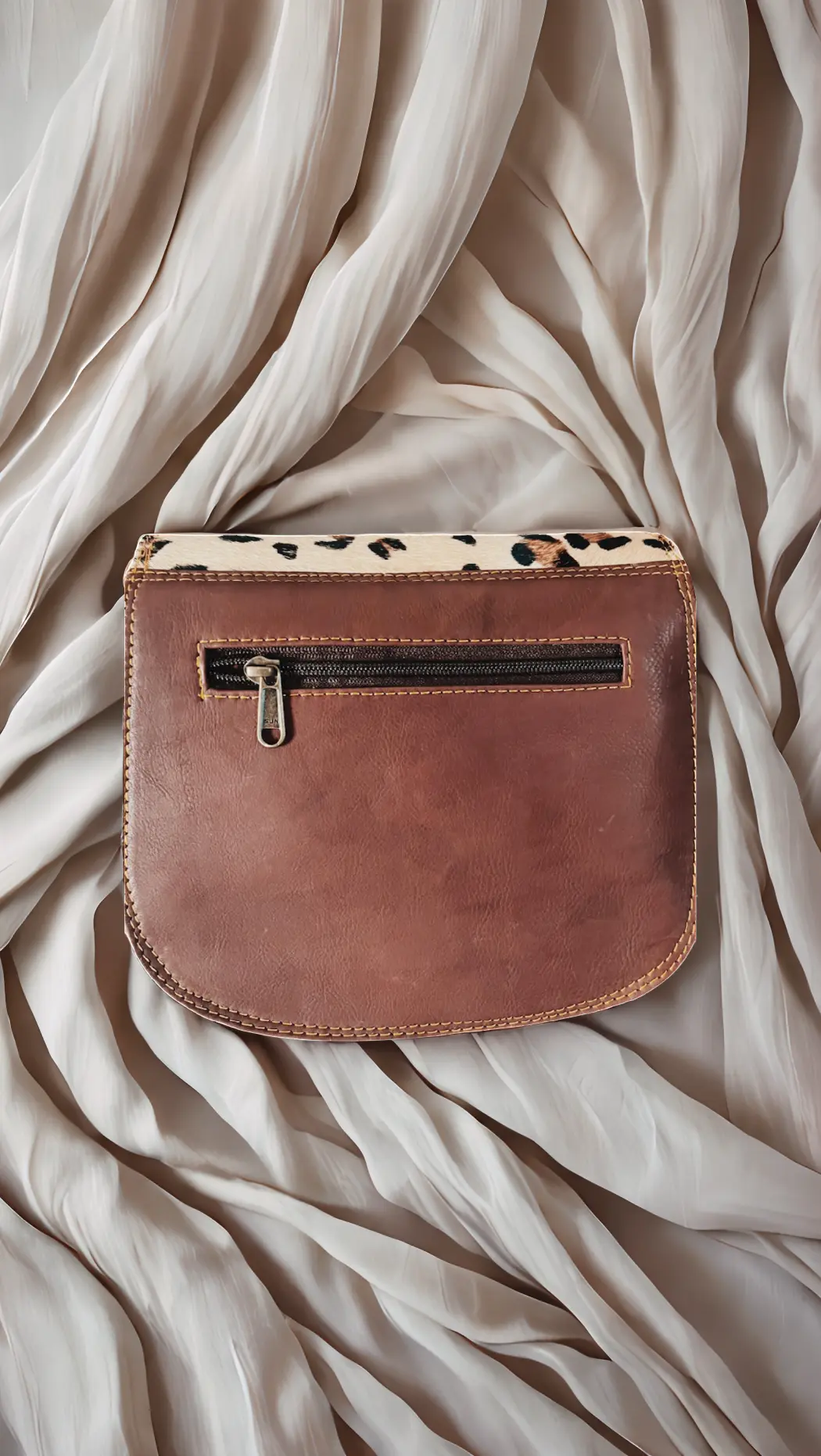 Handmade reclaimed leather cross body bag in red– Kit & Hop